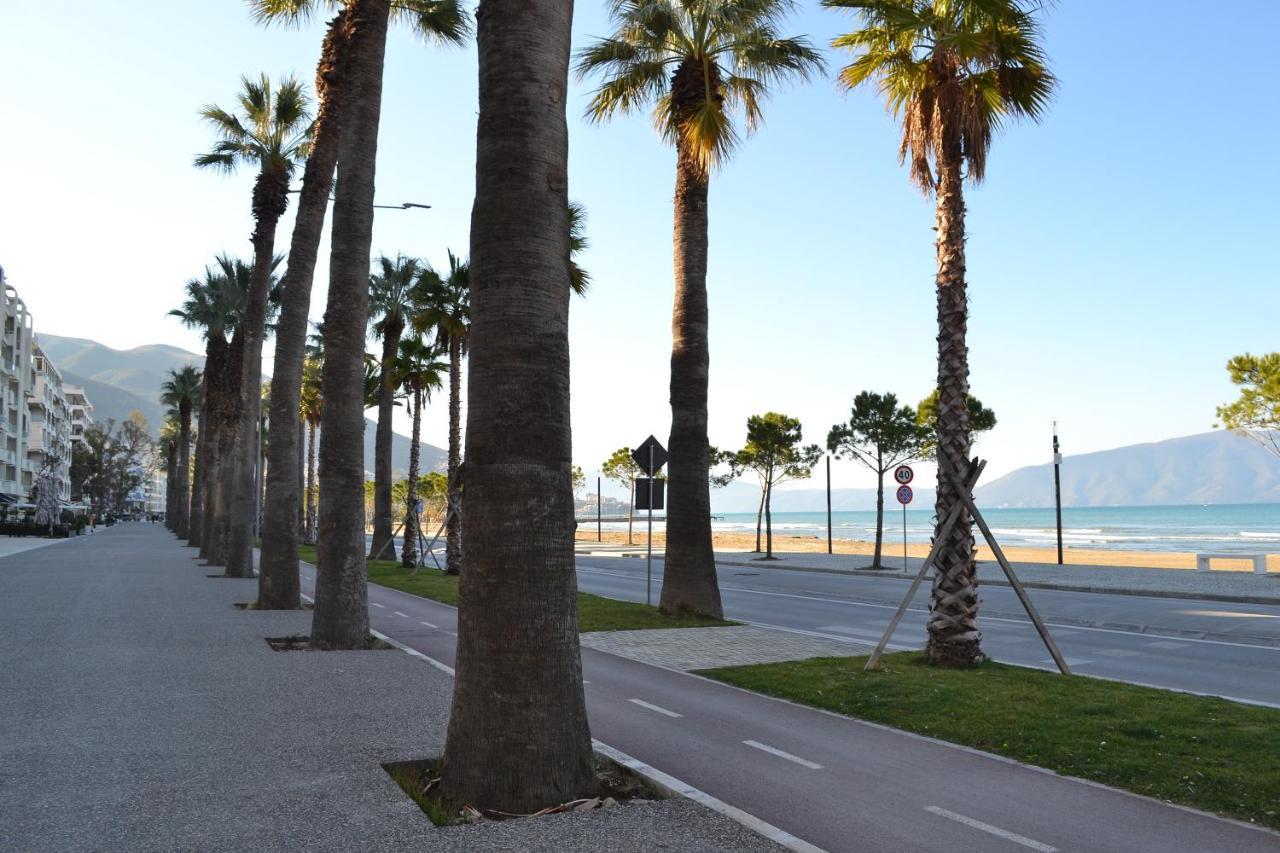 Seaview Penthouse 2 Bedrooms Apartment & Box Garage Vlore Bagian luar foto